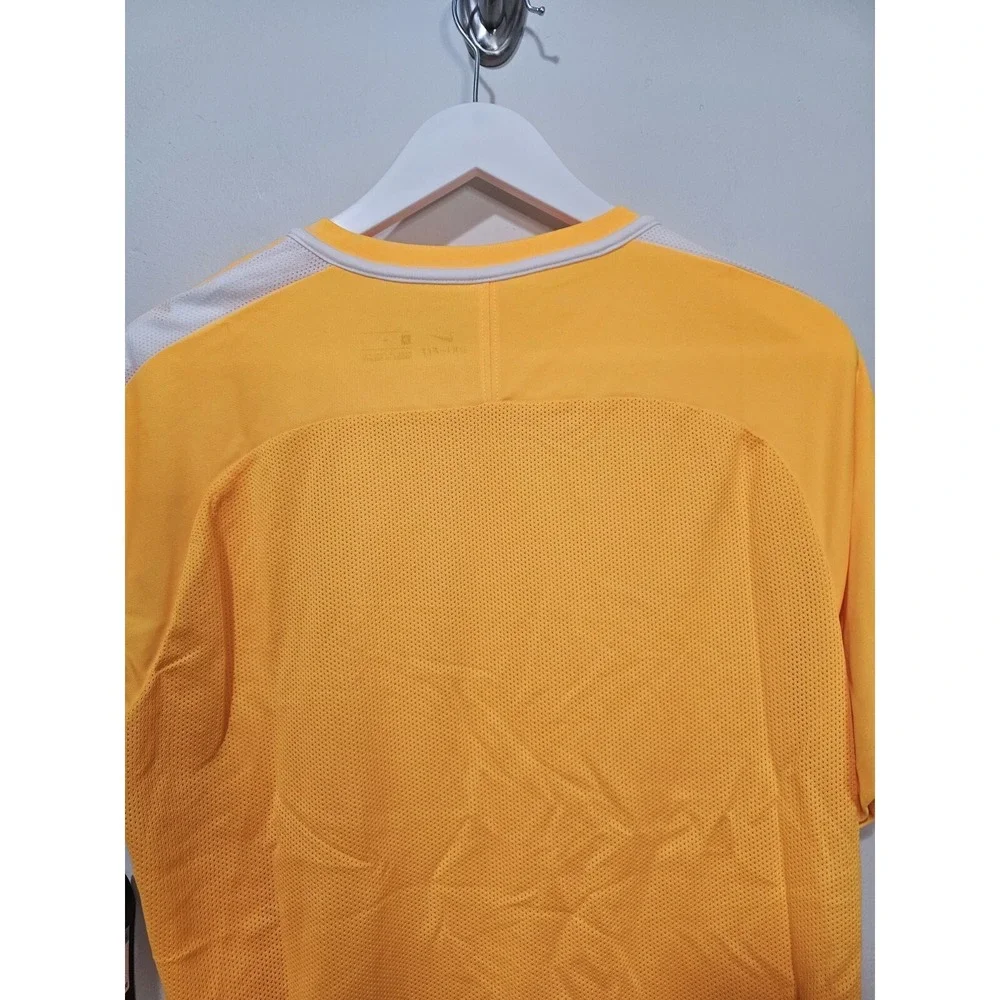 Nike Dry Academy Shirt Men Medium Orange Soccer Futbol Mesh Back Athletic 832967